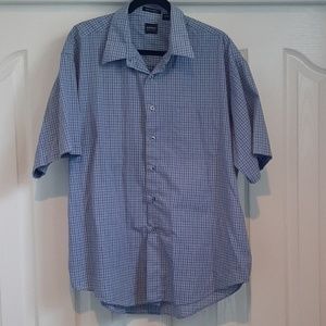 Men's plaid shirt